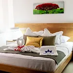 Apartahotel Montini